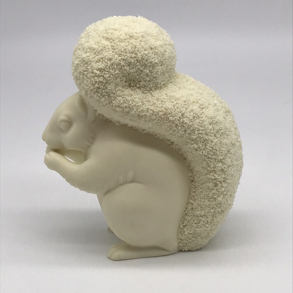 COPY - Department 56 Easter Squirrel Vintage Easter 2001 Figurine - Picture 3 of 10